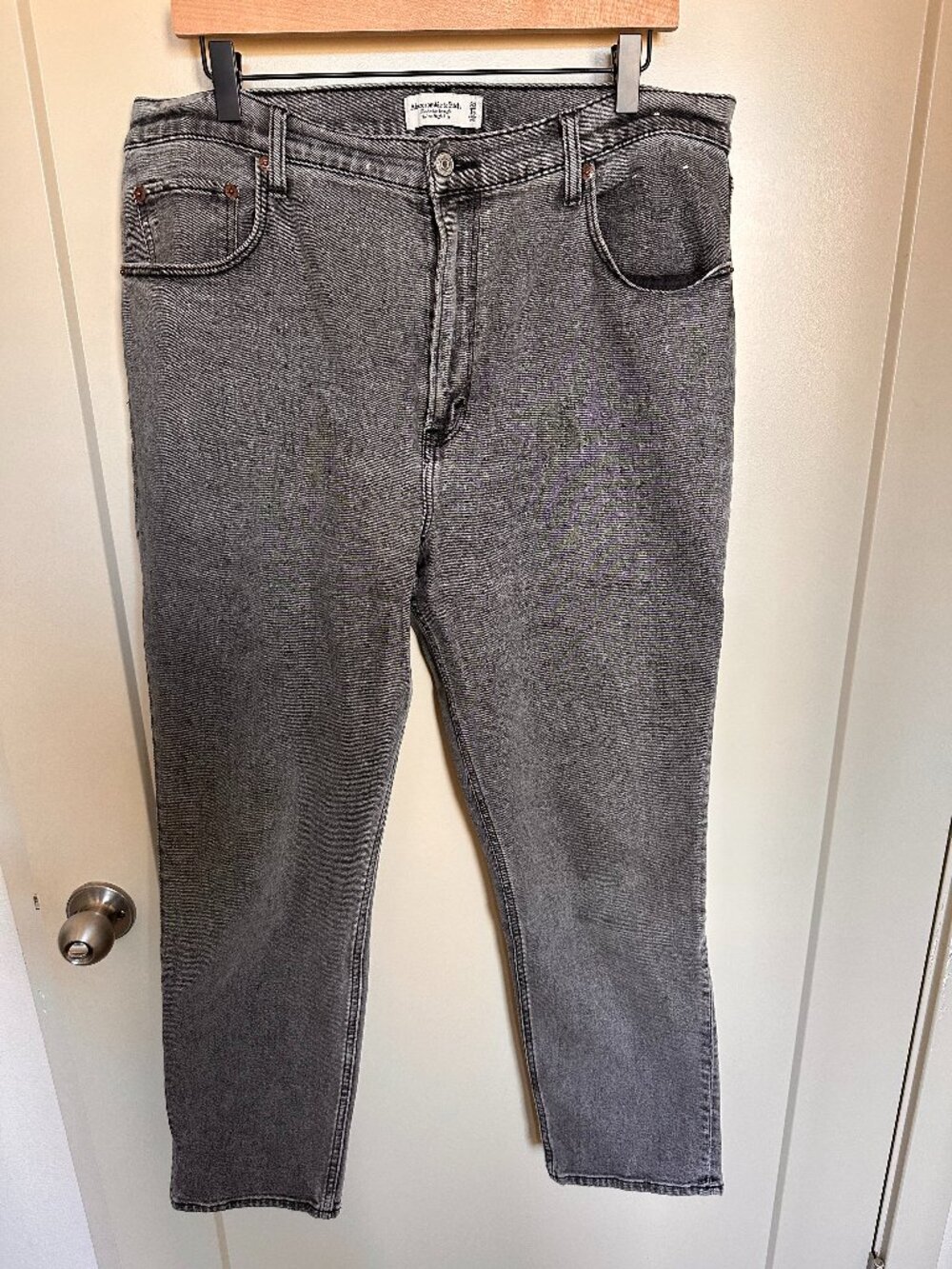 Abercrombie Faded Black Ankle Straight Ultra High Rise Jean